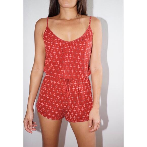 ROMPER - Picture 1 of 2